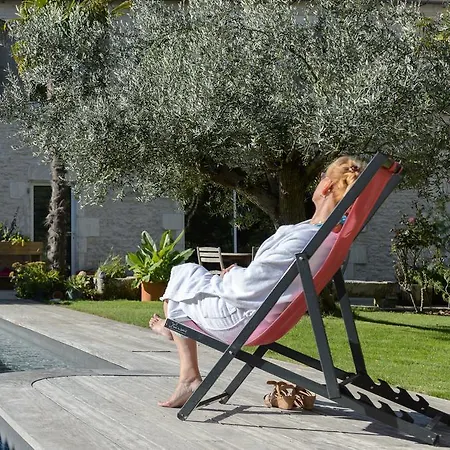 Un Banc Au Soleil Frühstückspension *