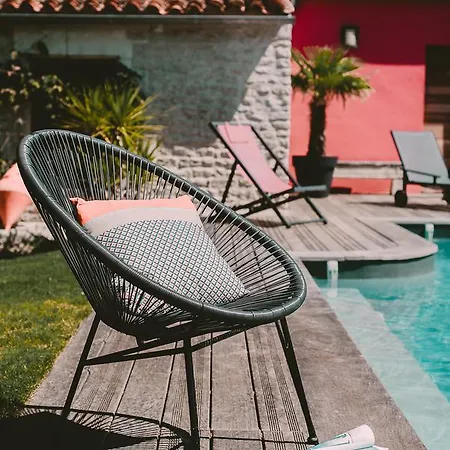 Un Banc Au Soleil Alojamento de Acomodação e Pequeno-almoço