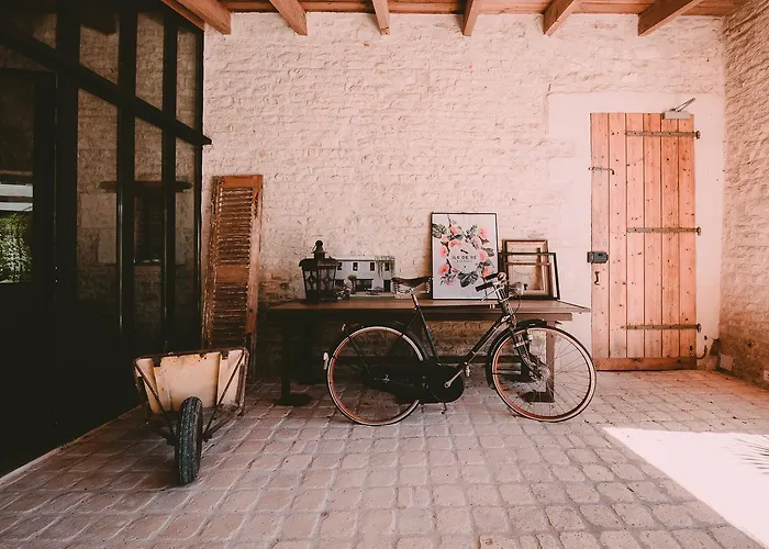 Un Banc Au Soleil Bed & Breakfast Marsilly (Charente-Maritime)