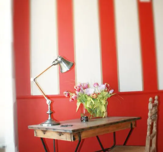 Un Banc Au Soleil Marsilly (Charente-Maritime)