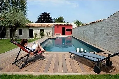 Bed & Breakfast Un Banc Au Soleil 4*