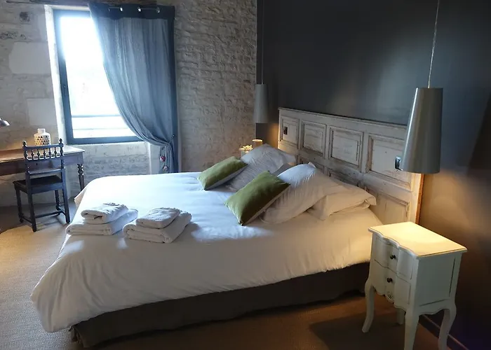 Bed & Breakfast Un Banc Au Soleil 4*