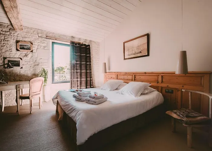 Un Banc Au Soleil Bed & Breakfast